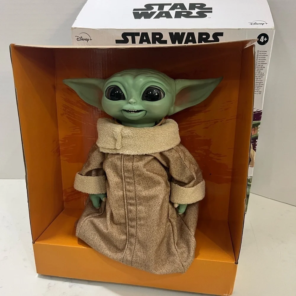 Star Wars Baby Yoda Green and Brown Doll